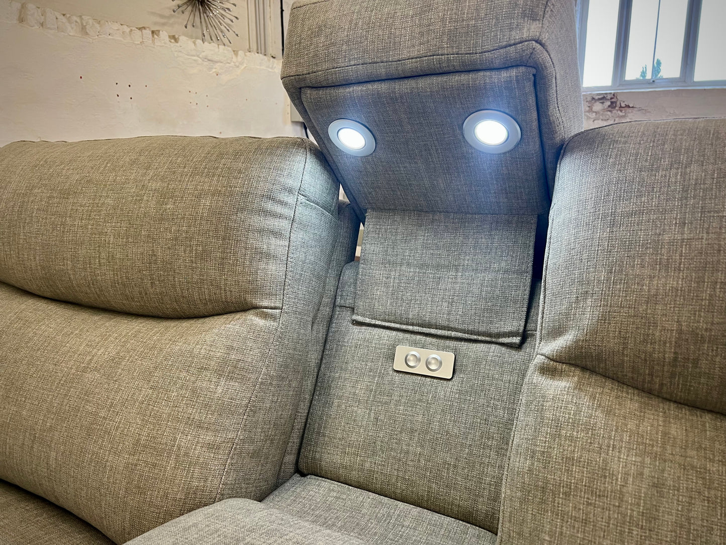 EX DISPLAY - DFS Trek Power Recliner
