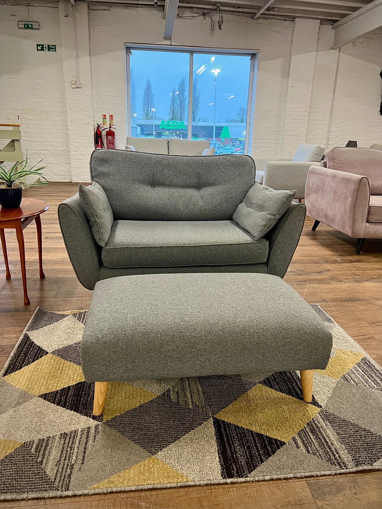 DFS French Connection Snuggler + Footstool