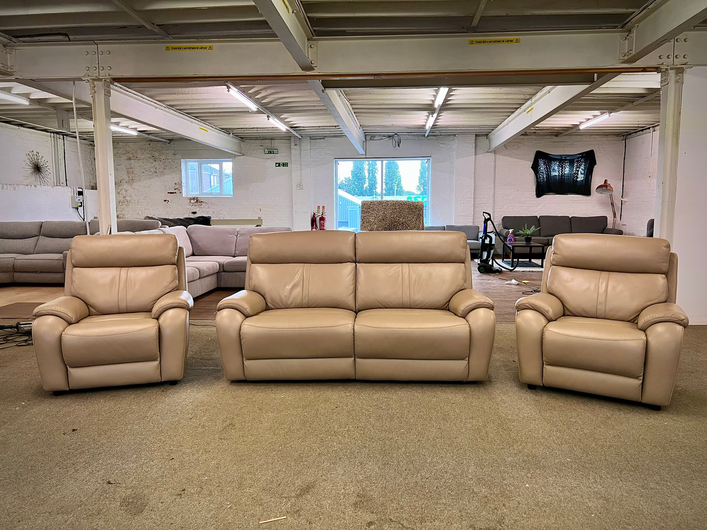 La-Z-Boy Winchester Leather 3 Seater Power Recliner & 2 Armchairs